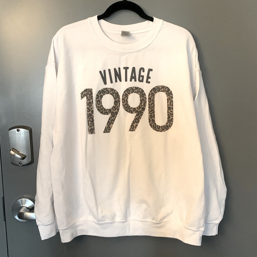 🍂 cozy 1990 pullover sweatshirt